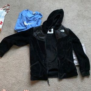 Big kids north face jacket